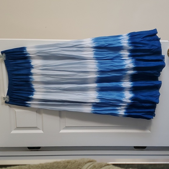 Zac & Rachel Dresses & Skirts - Zac & Rachel Blue Ombre Maxi Skirt